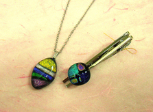 西伊豆手づくりガラス「夫婦アクセサリー（ネックレス＆タイピンor