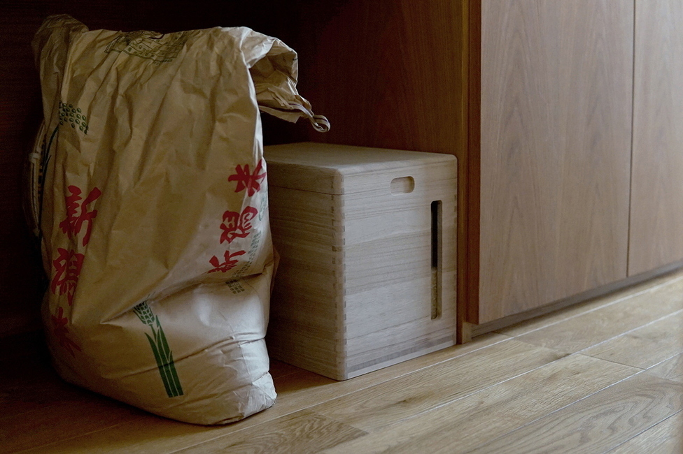 MOKUMARU 中がみえる桐製米びつ10kg (一合枡付) FC050071 TF | 【公式